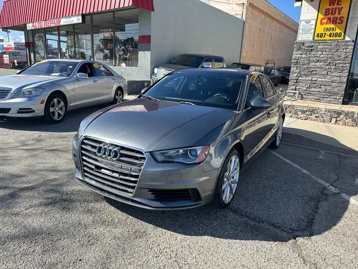 GREY, 2015 AUDI A3 Image 5