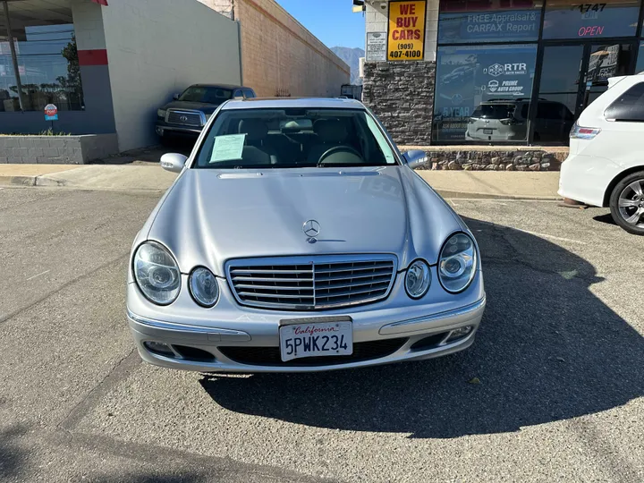 SILVER, 2006 MERCEDES-BENZ E-CLASS Image 3