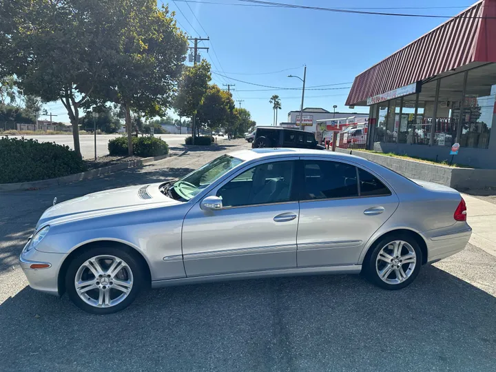 SILVER, 2006 MERCEDES-BENZ E-CLASS Image 7