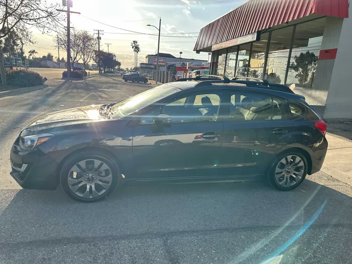 GREY, 2016 SUBARU IMPREZA Image 7