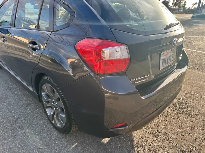 GREY, 2016 SUBARU IMPREZA Image 9