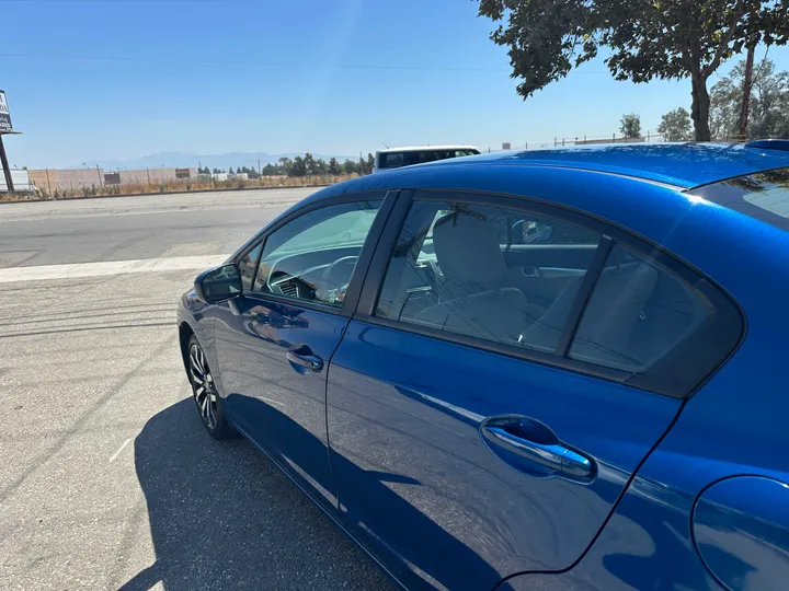 BLUE, 2015 HONDA CIVIC Image 17