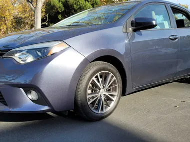 GRAY, 2016 TOYOTA COROLLA Image 