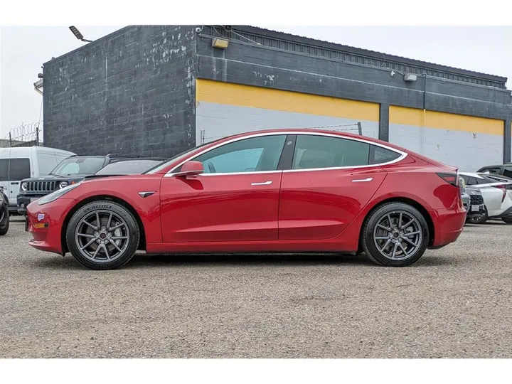 RED, 2018 TESLA MODEL 3 Image 2