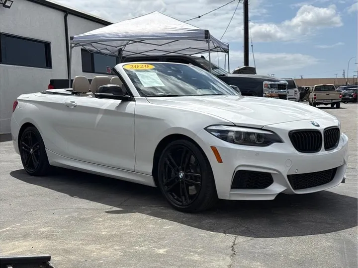 WHITE, 2020 BMW 2 SERIES Image 7