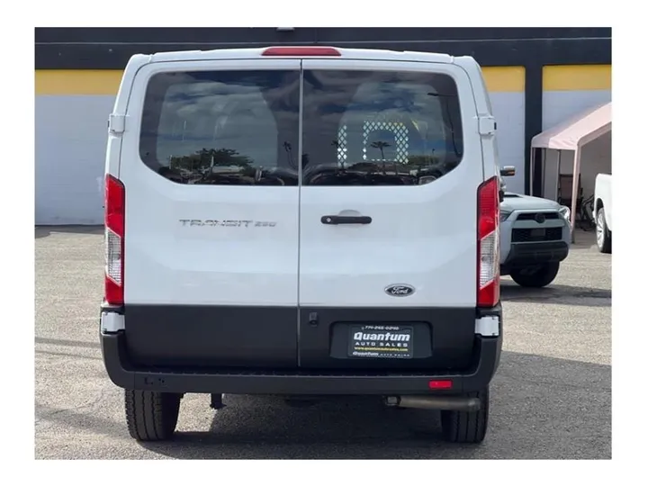 WHITE, 2021 FORD TRANSIT 250 CARGO VAN Image 4