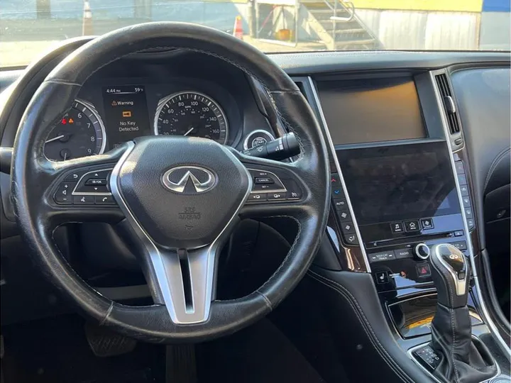 WHITE, 2018 INFINITI Q50 Image 15