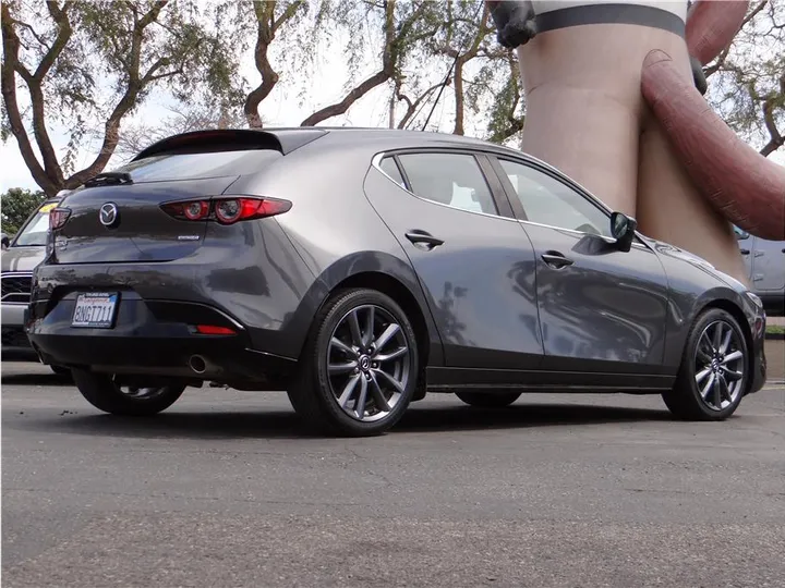 GRAY, 2019 MAZDA MAZDA3 Image 5