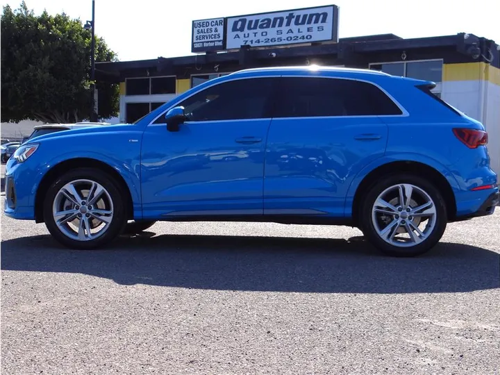 BLUE, 2019 AUDI Q3 Image 2