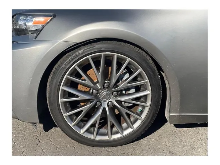 SILVER, 2015 LEXUS IS Image 9