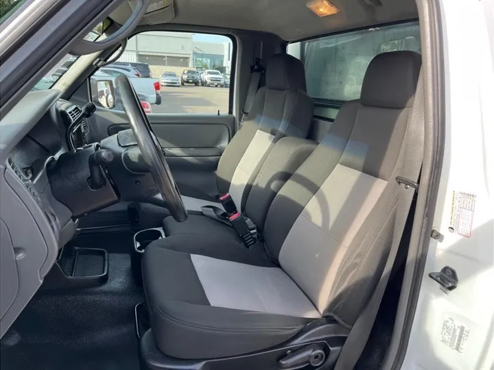 WHITE, 2009 FORD RANGER REGULAR CAB Image 13