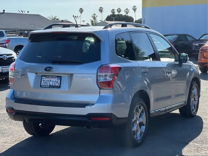 SILVER, 2015 SUBARU FORESTER Image 5