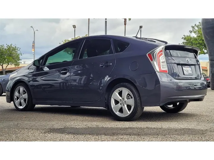 GRAY, 2013 TOYOTA PRIUS Image 3