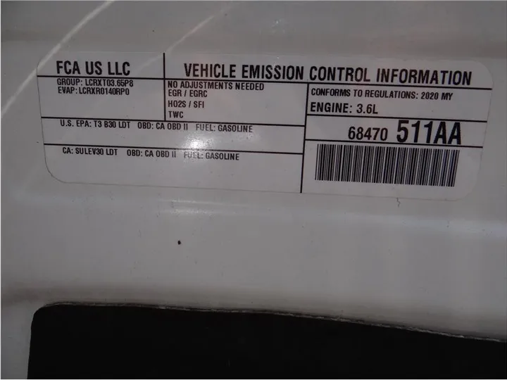 WHITE, 2020 CHRYSLER VOYAGER Image 29