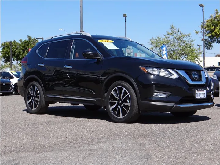 BLACK, 2019 NISSAN ROGUE Image 7