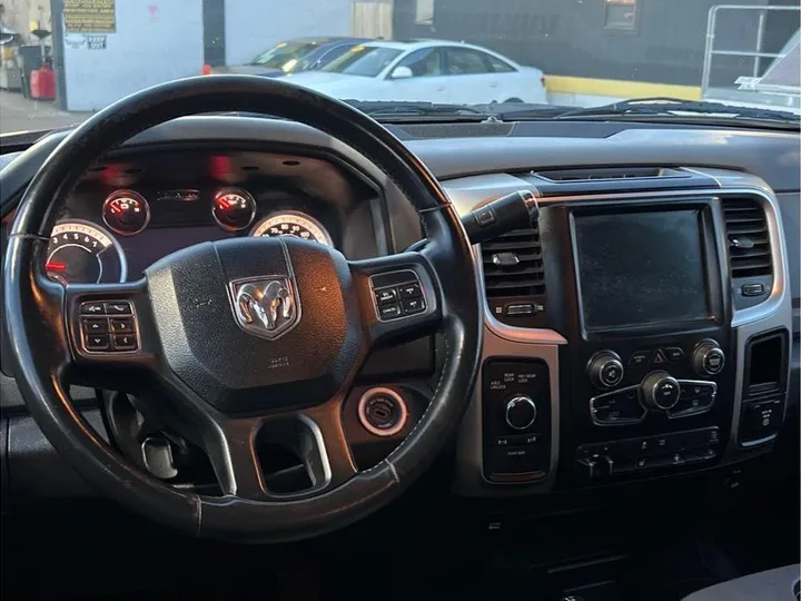 MAROON, 2013 RAM 2500 CREW CAB Image 18