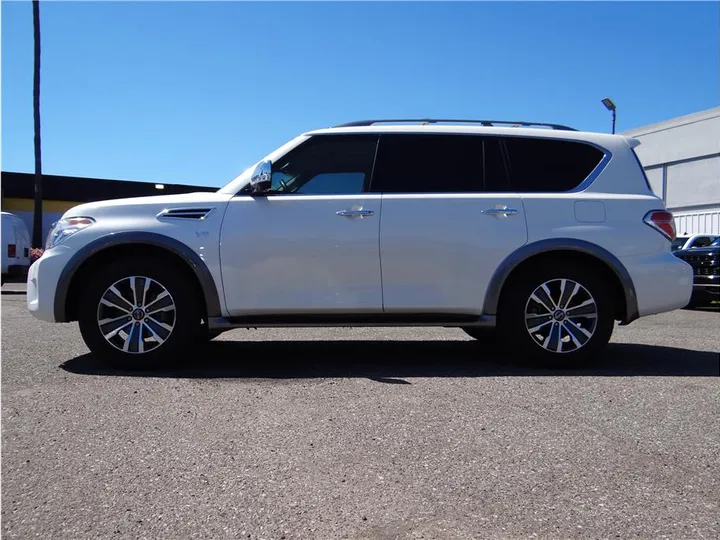 WHITE, 2017 NISSAN ARMADA Image 2