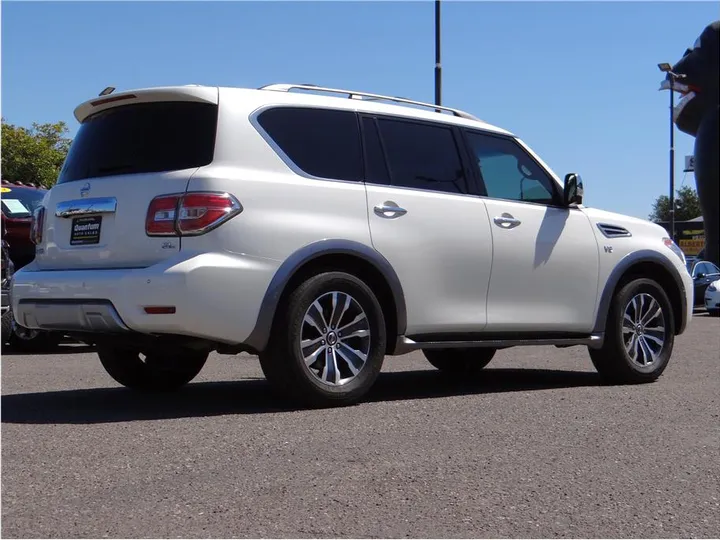 WHITE, 2017 NISSAN ARMADA Image 5