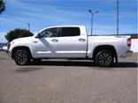 WHITE, 2016 TOYOTA TUNDRA CREWMAX Thumnail Image 2