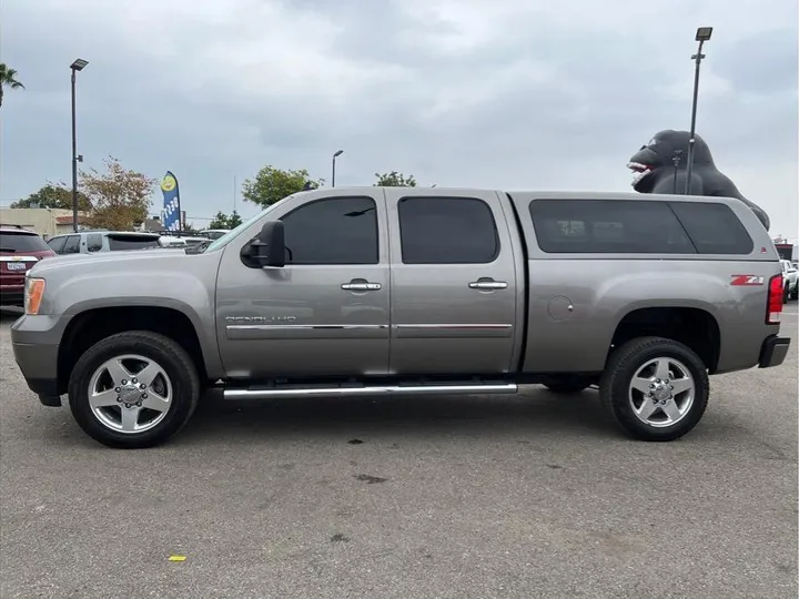 GRAY, 2012 GMC SIERRA 2500 HD CREW CAB Image 2