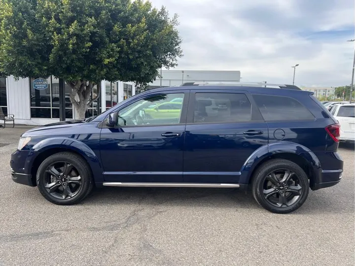 BLUE, 2020 DODGE JOURNEY Image 2