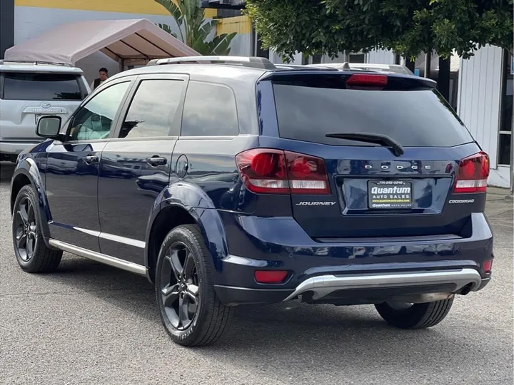 BLUE, 2020 DODGE JOURNEY Image 3