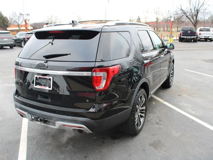 BLACK, 2016 FORD EXPLORER Image 4