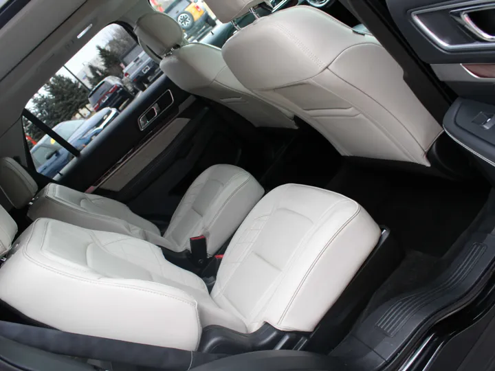 BLACK, 2016 FORD EXPLORER Image 9