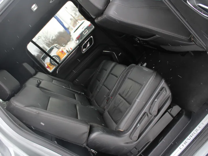 SILVER, 2023 CHEVROLET SUBURBAN Image 9