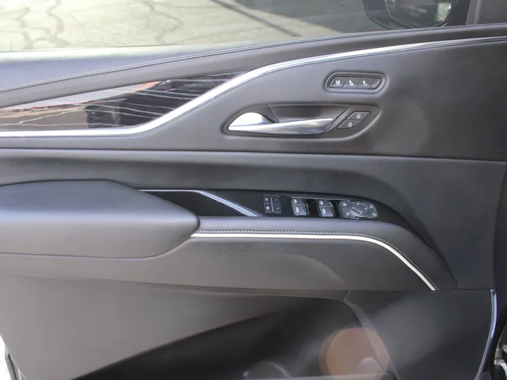 BLACK, 2021 CADILLAC ESCALADE ESV Image 9