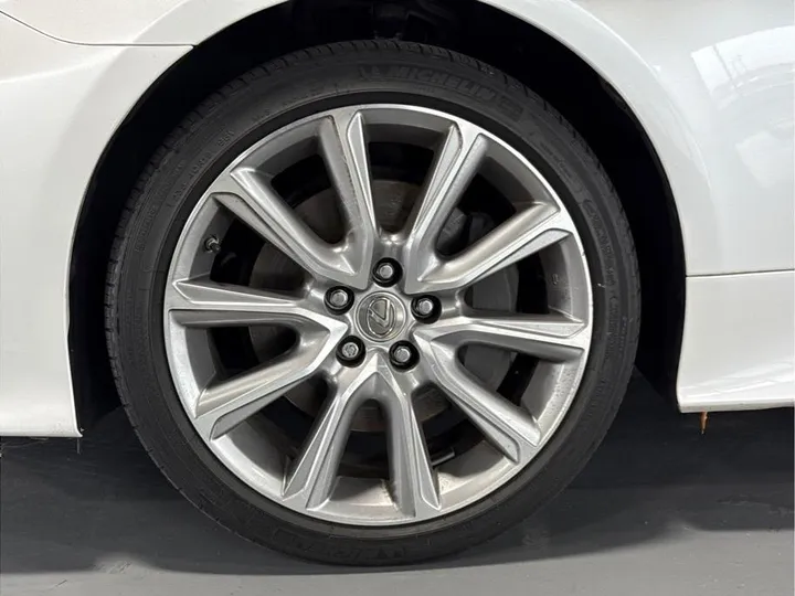 WHITE, 2016 LEXUS RC Image 9