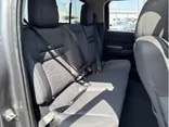 GRAY, 2022 NISSAN FRONTIER CREW CAB Thumnail Image 13