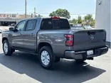 GRAY, 2022 NISSAN FRONTIER CREW CAB Thumnail Image 3