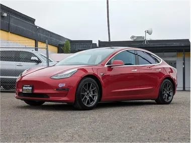 RED, 2018 TESLA MODEL 3 Image 39