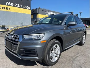 GRAY, 2019 AUDI Q5 Image 38