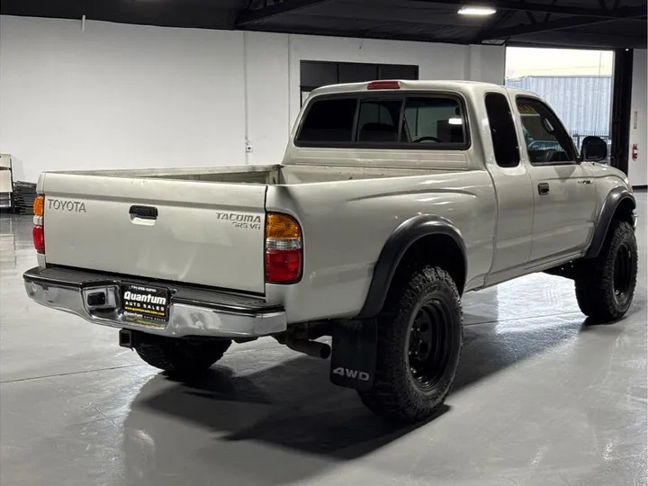 SILVER, 2001 TOYOTA TACOMA XTRACAB Image 5