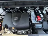 WHITE, 2022 TOYOTA HIGHLANDER Thumnail Image 19