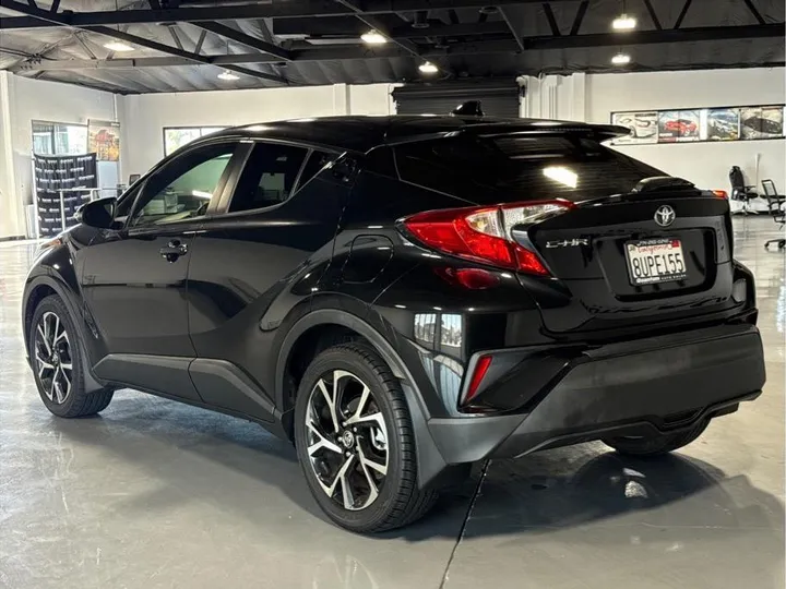 GRAY, 2021 TOYOTA C-HR Image 3