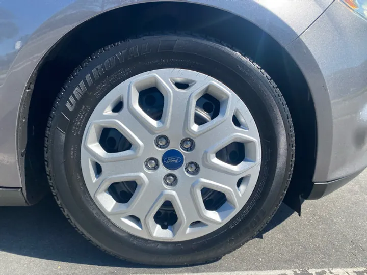 gray, 2012 Ford Focus Image 26