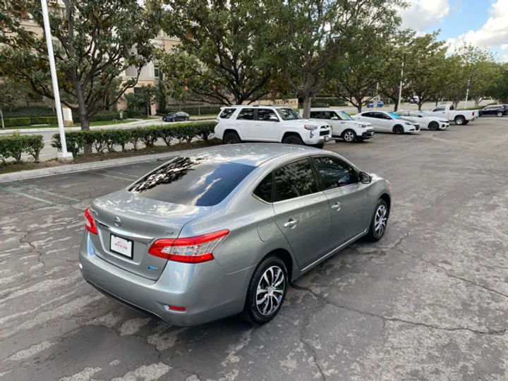 gray, 2014 Nissan Sentra Image 29