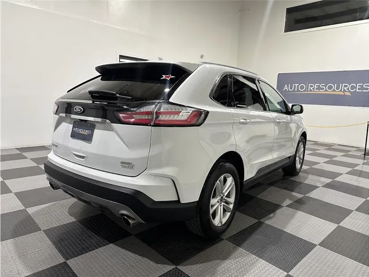 WHITE, 2020 FORD EDGE Image 5