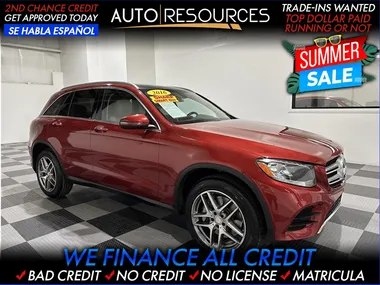 RED, 2016 MERCEDES-BENZ GLC Image 