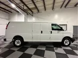 WHITE, 2019 GMC SAVANA 2500 CARGO Thumnail Image 4