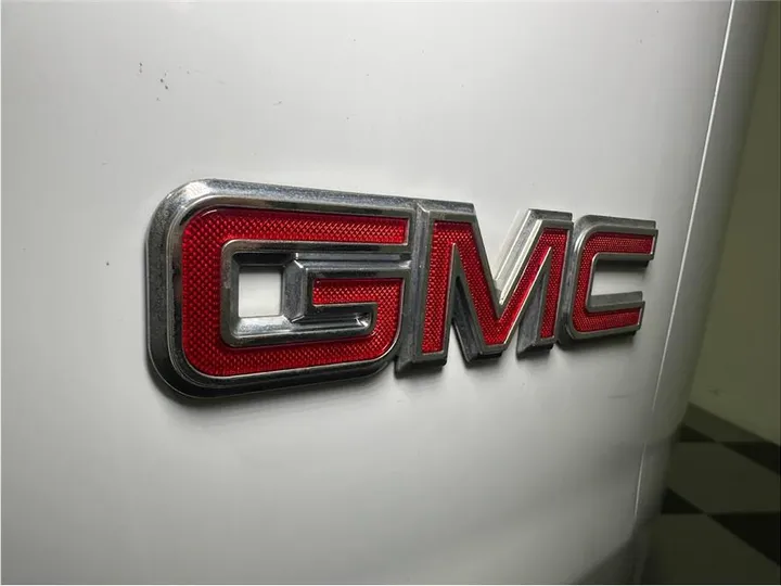 WHITE, 2019 GMC SAVANA 2500 CARGO Image 16