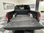 GRAY, 2018 NISSAN FRONTIER CREW CAB Thumnail Image 23