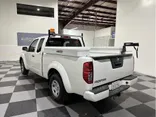 WHITE, 2019 NISSAN FRONTIER KING CAB Thumnail Image 7