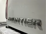 WHITE, 2015 NISSAN FRONTIER KING CAB Thumnail Image 19