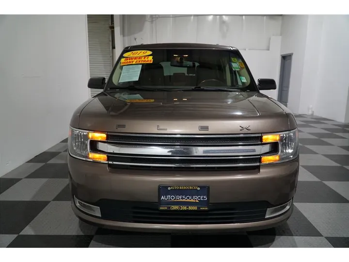 BROWN, 2019 FORD FLEX Image 2