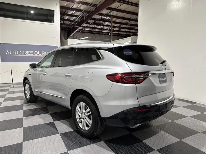 SILVER, 2019 BUICK ENCLAVE Image 7