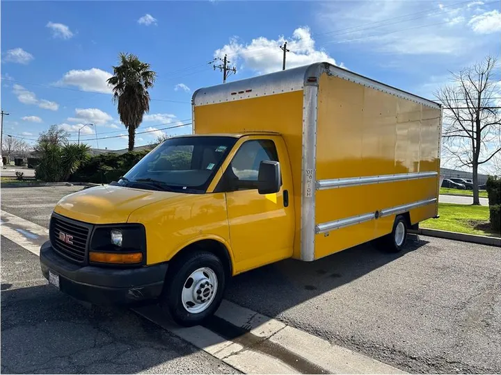 YELLOW, 2012 GMC SAVANA COMMERCIAL CUTAWAY Image 9